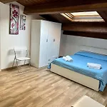 67 Casa de hóspedes 3*