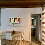 67 Casa de hóspedes 3*
